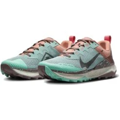 Nike React Wildhorse 8 Trailrunning Schoenen Dames - Mineral/sequoia-plum Eclipse DR2689-301 -Mode Schoenen nike react wildhorse 8 womens trail running shoes mineral sequoia plum eclipse dr2689 301 7 1537169