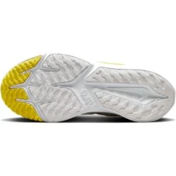 Nike Star Runner 4 Schoenen Voor Kinderen - Summit White/optimum Yellow-vivid DX7615-101 -Mode Schoenen nike star runner 4 kids shoes summit white optimum yellow vivid dx7615 101 2 1535428