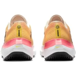Nike Zoom Fly 5 Hardloopschoenen Dames - Topaz Gold/black-sea Coral-white DM8974-700 -Mode Schoenen nike zoom fly 5 women road running shoes topaz gold black sea coral white dm8974 700 2 1480486