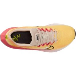 Nike Zoom Fly 5 Hardloopschoenen Dames - Topaz Gold/black-sea Coral-white DM8974-700 -Mode Schoenen nike zoom fly 5 women road running shoes topaz gold black sea coral white dm8974 700 4 1480484