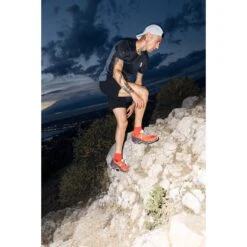 On Running On Cloudventure Trail Hardloopschoenen - Flare & Mulberry -Mode Schoenen on cloudventure running shoe flare mulberry 9 1028399