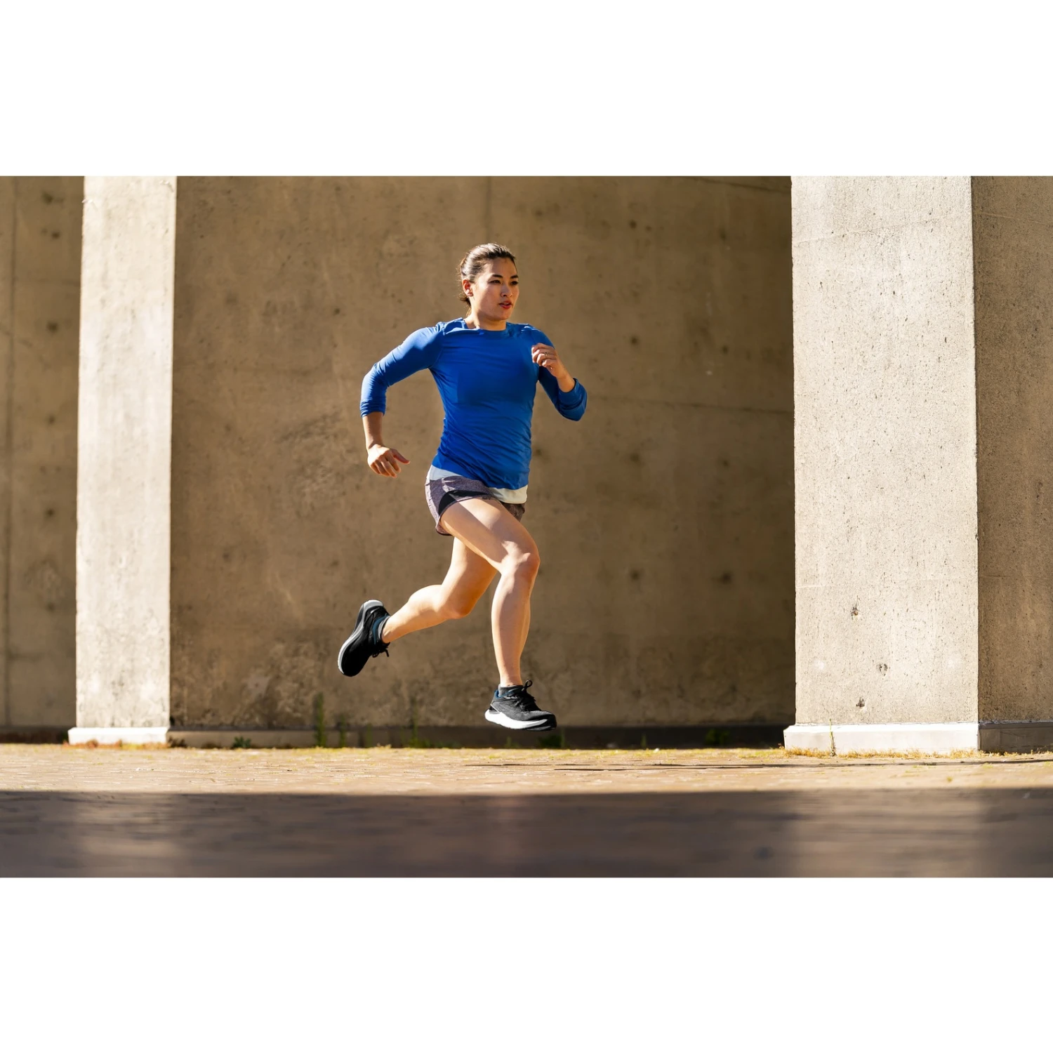 Topo Athletic Ultrafly 3 Hardloopschoenen Dames - Black/blue 8 Topo Athletic Ultrafly 3 Hardloopschoenen Dames - Black/blue - Afbeelding 8